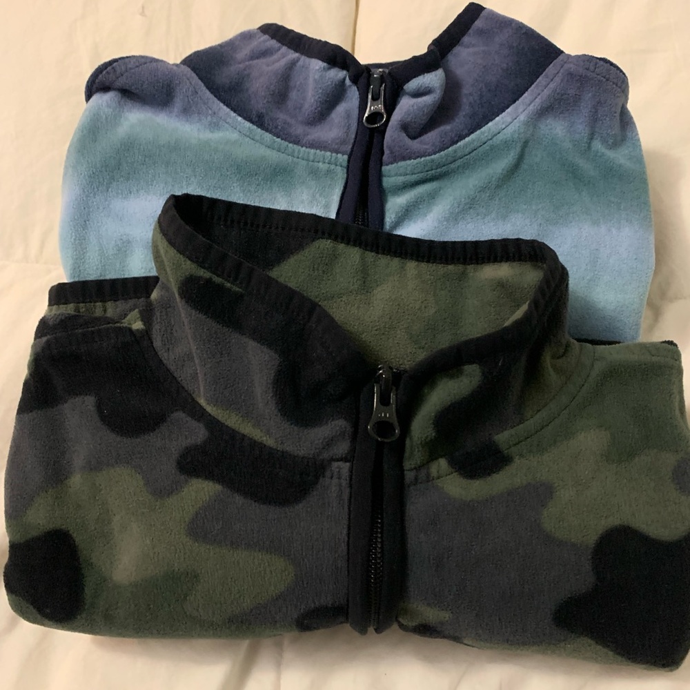 2 Boys OshKosh Fleece Pullovers